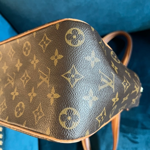 Louis Vuitton Excentri-Cite Monogram Canvas - Picture 6 of 8